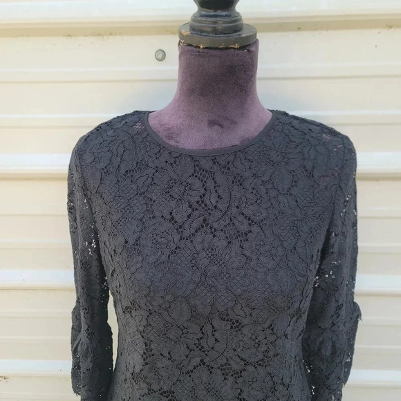 Banana Republic Womenz Black Lace Shift Dress 3/4 Bell Sleeves Mini Petite 4 4P - Picture 10 of 10